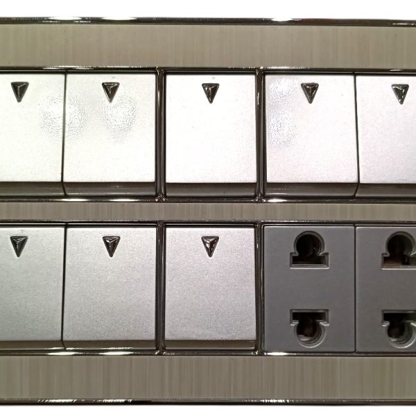 Eva Aluminium 8-Switch + 2-Socket