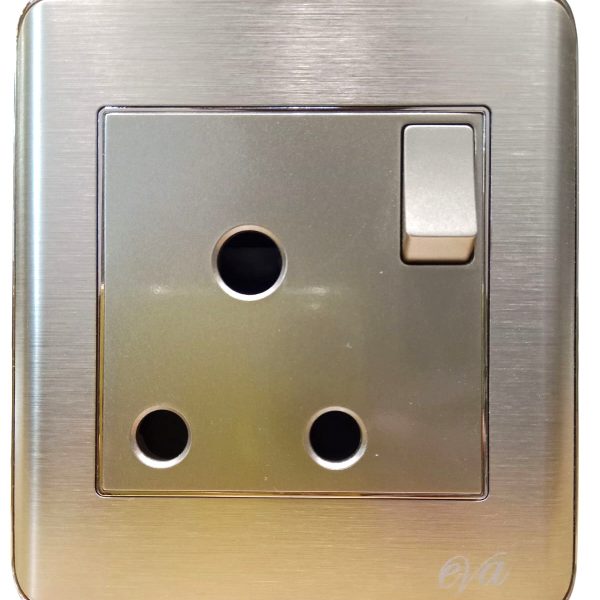Eva Royal Power Plug 15/Amp