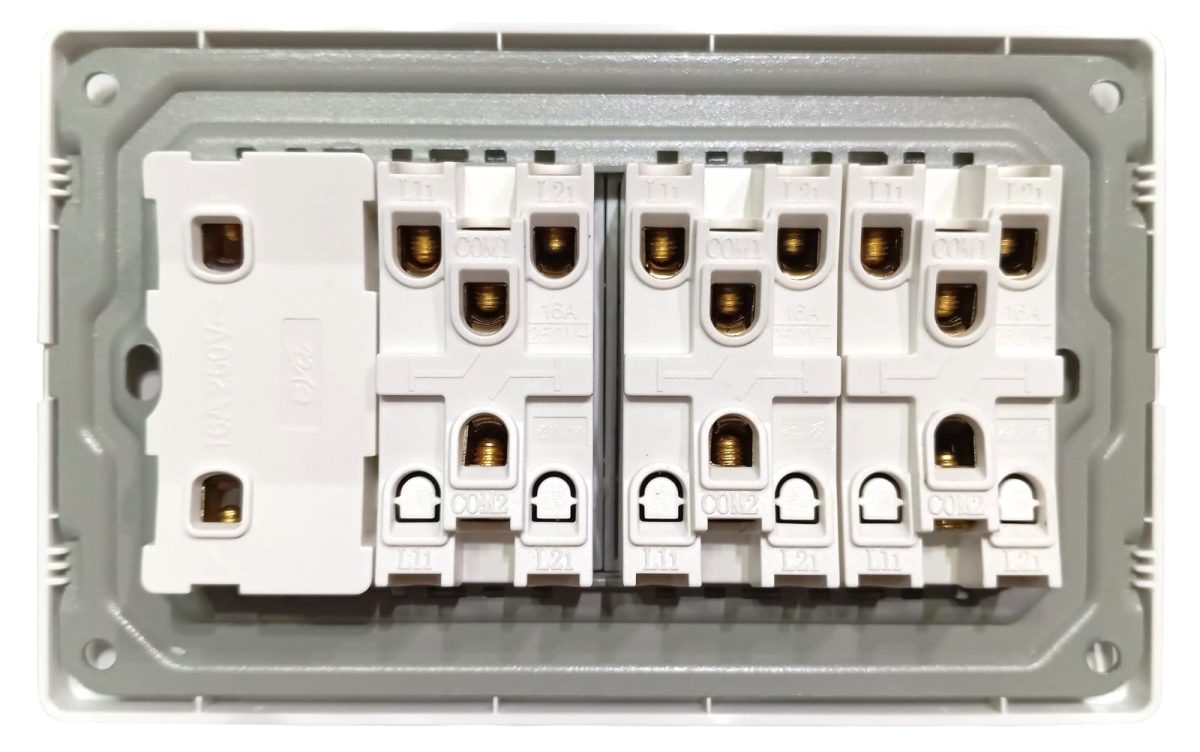 Eva White Eight 6-Switch + 1-Socket - Image 2