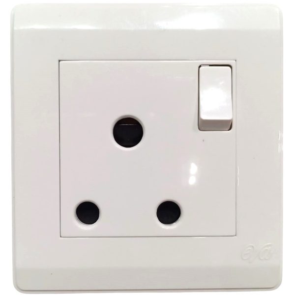 Eva White Power Plug 15/Amp