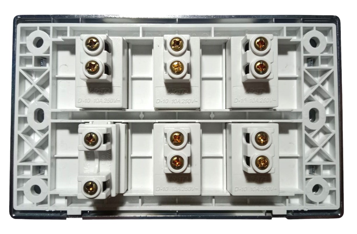 LEAR-DELUX-51-BACK Lear Deluxe Universal Light Plug 5 IN 1 - Image 12