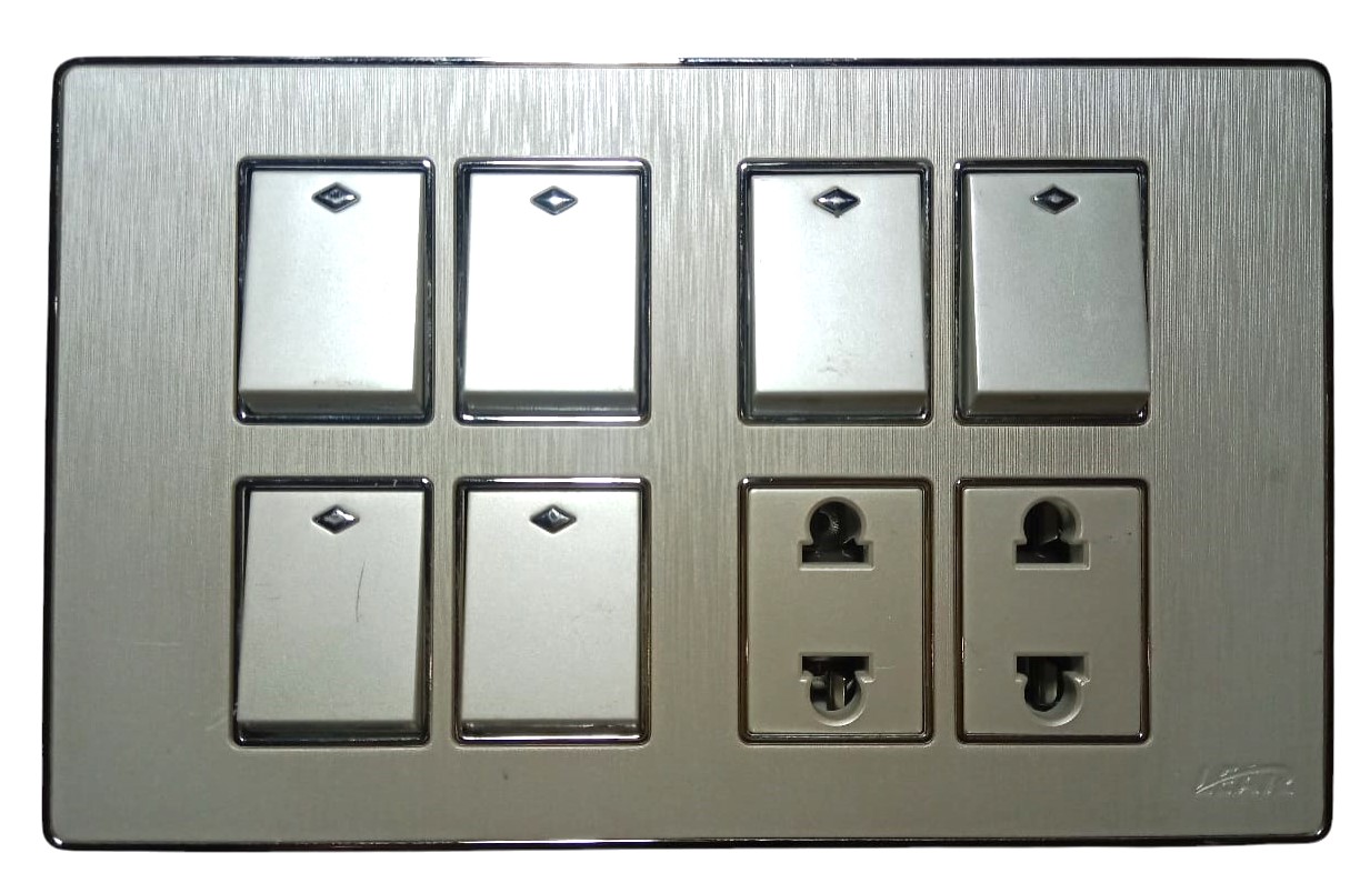 LEAR-DELUX-62-FRONT Lear Deluxe Universal Light Plug 5 IN 1 - Image 16