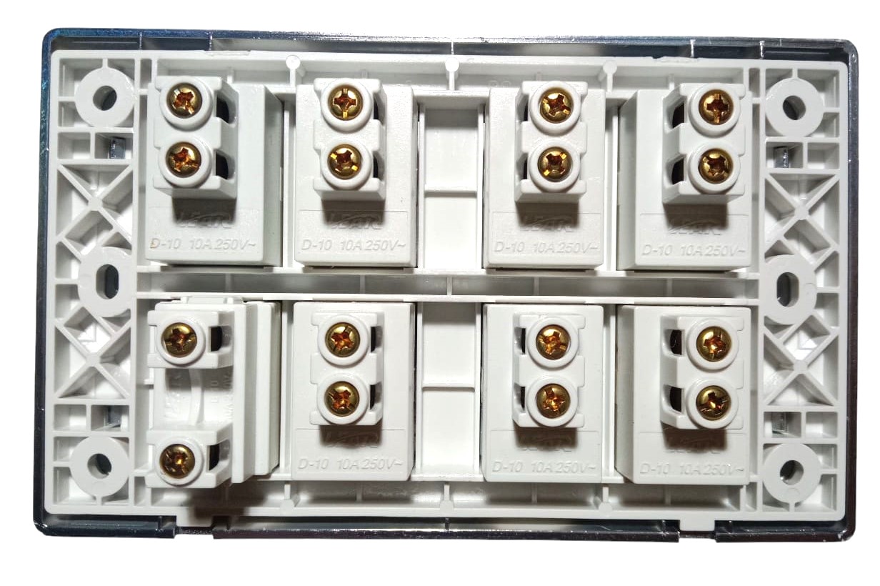 LEAR-DELUX-71-BACK- Lear Deluxe Universal Light Plug 5 IN 1 - Image 17