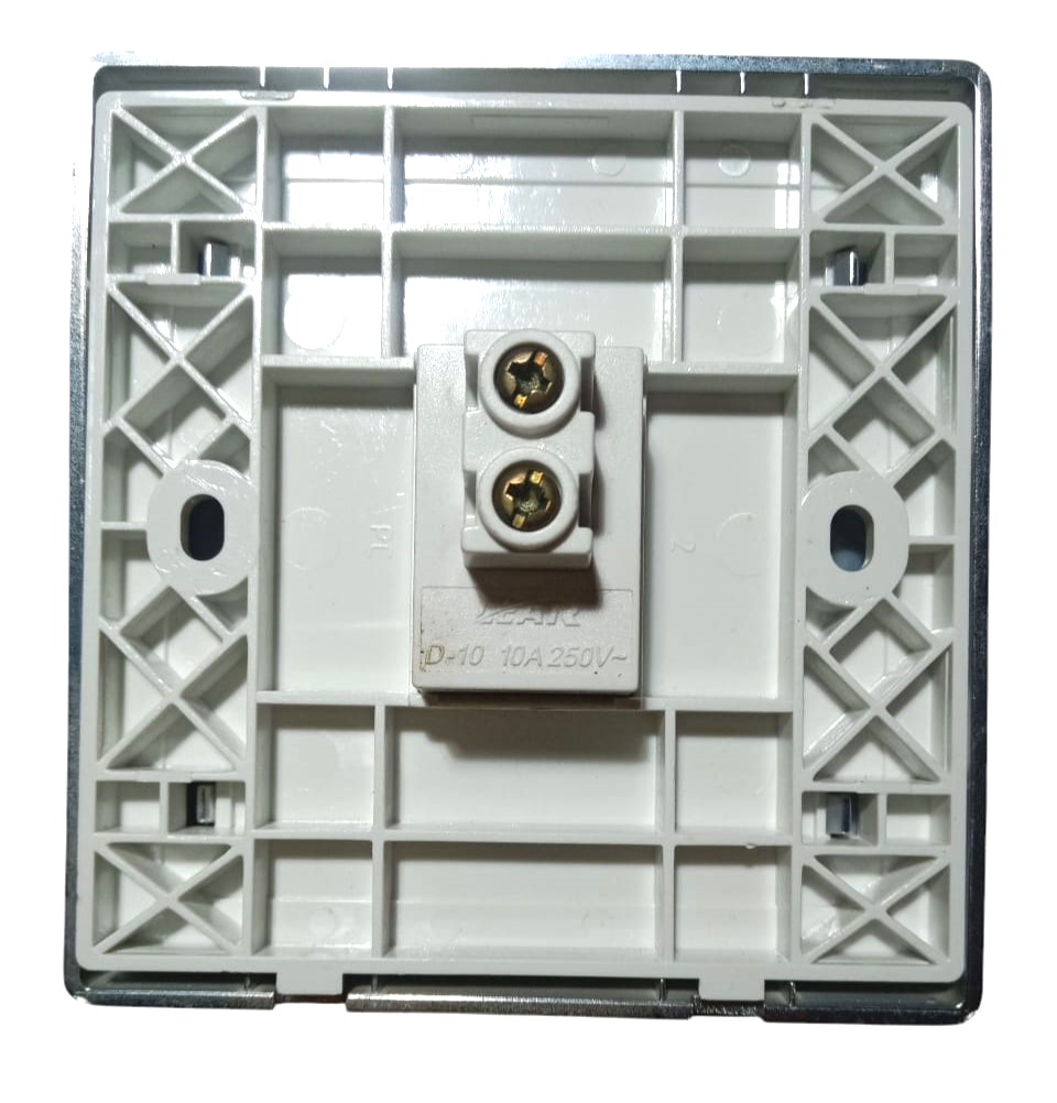 LEAR-DELUX-BELL-PUSH-FRONT- Lear Deluxe Universal Light Plug 5 IN 1 - Image 22