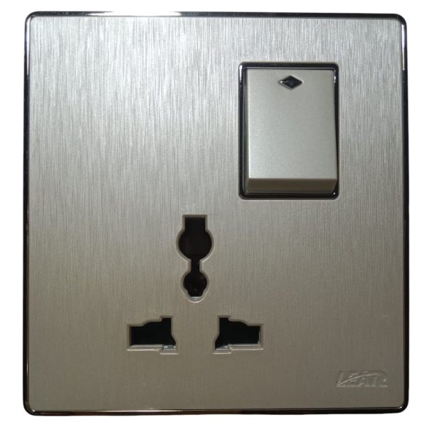 Lear Deluxe Multi Socket 13/AMP