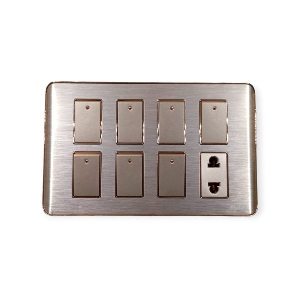 Eva Royal 7-Switch + 1-Socket