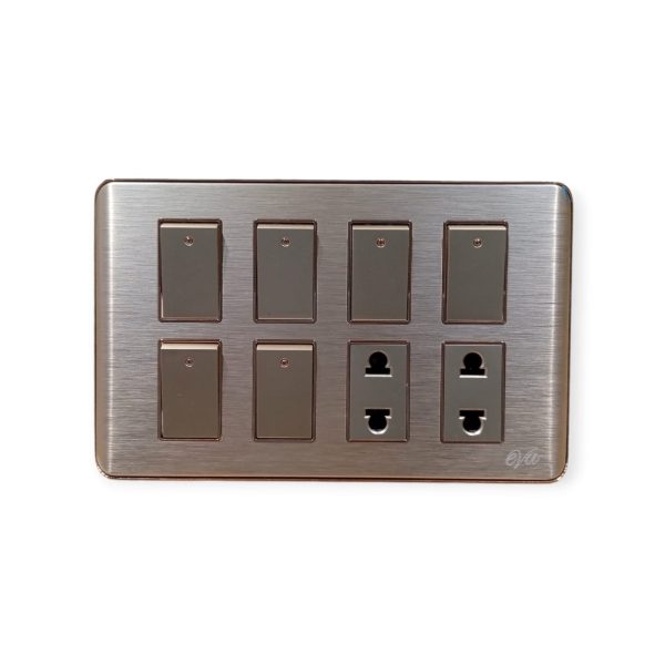 Eva Royal 6-Switch + 2-Socket