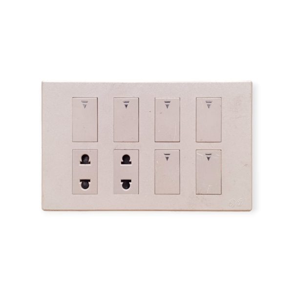 Eva Glamor 6-Switch + 2-Socket
