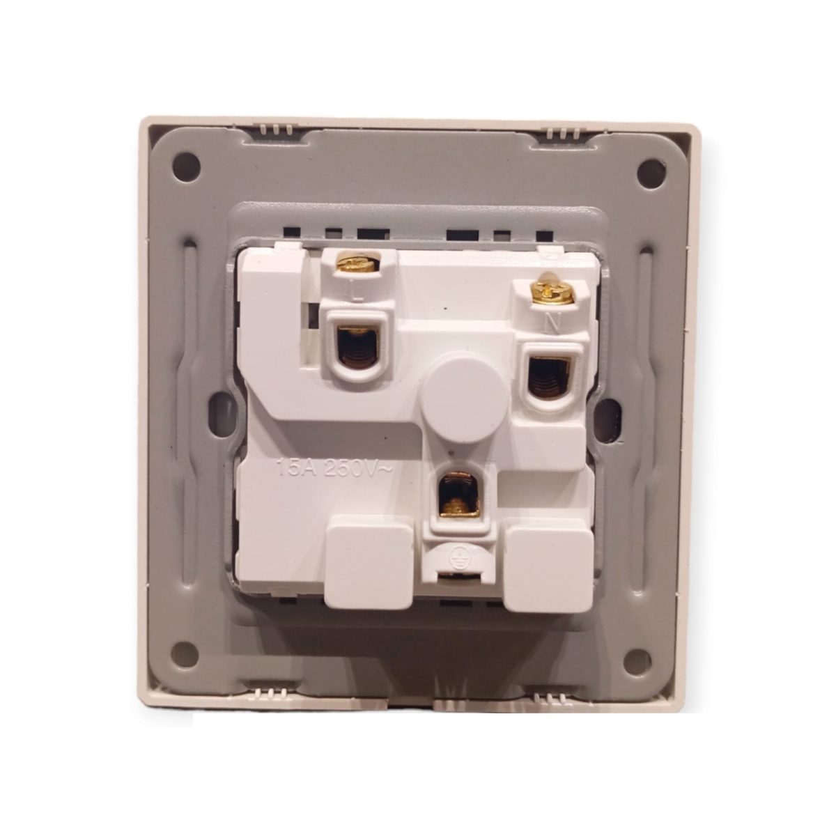 Eva Glamor Power Plug 15/amp - Image 2