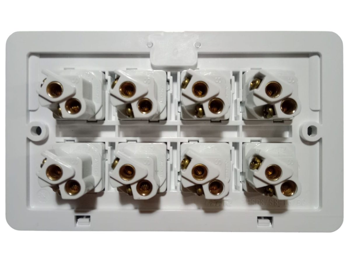 Lear Rainbow Eight Gang Switch - Image 2